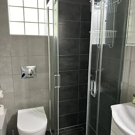 Beautiful With Balcony Καλαμάτα