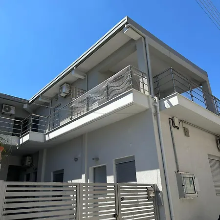 Apartman Beautiful With Balcony Kalamáta