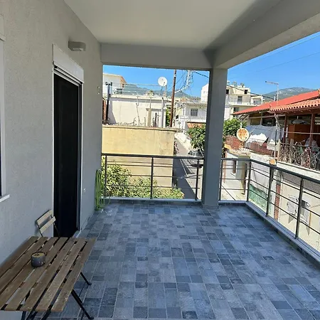 A&A Apartment With Balcony 2 * Kalamata