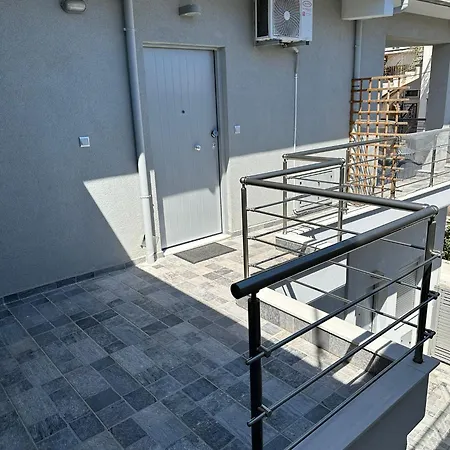 A&A Apartment With Balcony 2